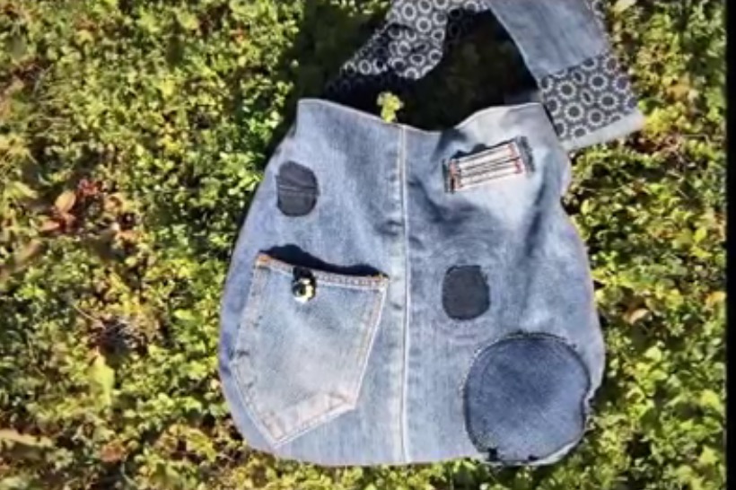 デニムリメイクたっぷり入るバッグ 自由に楽しく刺繍とアップリケ つれづれリメイク日和
